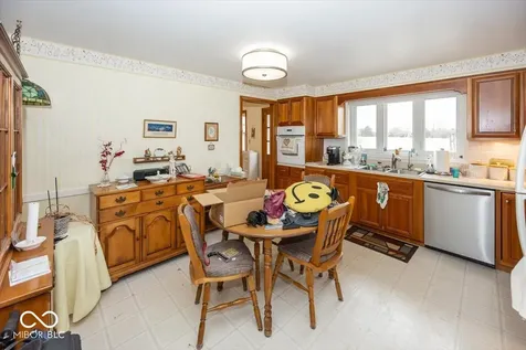 7838 W Us Highway 52 New Palestine IN 46163