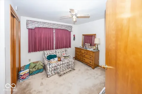 7838 W Us Highway 52 New Palestine IN 46163