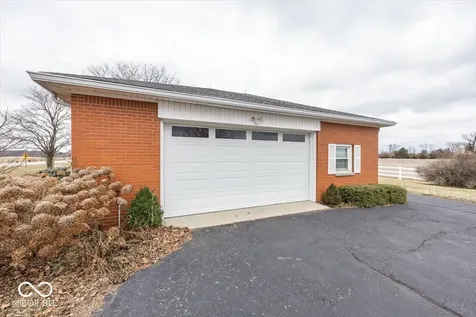 7838 W Us Highway 52 New Palestine IN 46163
