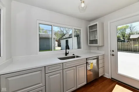 4507 N Pennsylvania Street Indianapolis IN 46205