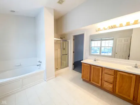 5259 Baysdon Circle Indianapolis IN 46235
