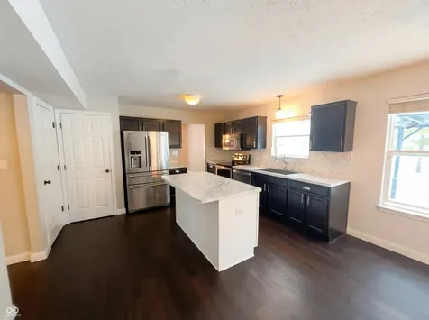 5259 Baysdon Circle Indianapolis IN 46235