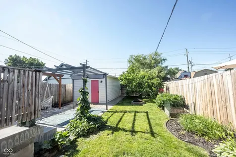 267 Iowa Street Indianapolis IN 46225