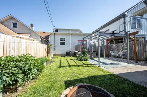 267 Iowa Street Indianapolis IN 46225