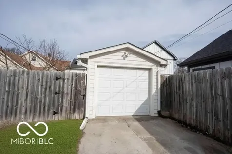 267 Iowa Street Indianapolis IN 46225