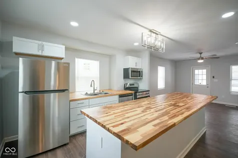 1644 E Southern Avenue Indianapolis IN 46203
