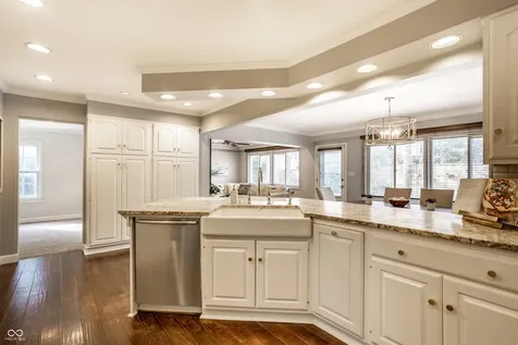 6930 Oak Lane Indianapolis IN 46220