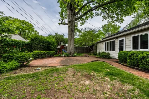 6930 Oak Lane Indianapolis IN 46220