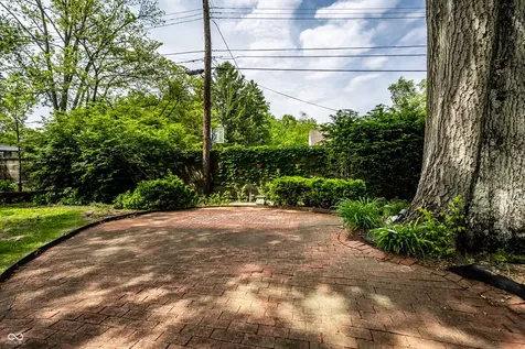 6930 Oak Lane Indianapolis IN 46220