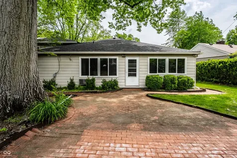 6930 Oak Lane Indianapolis IN 46220