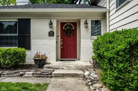 6930 Oak Lane Indianapolis IN 46220