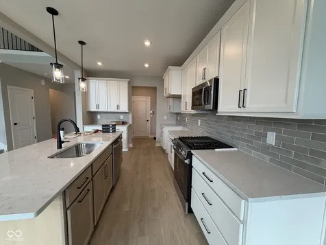12001 Water Bluff Place Fishers IN 46037