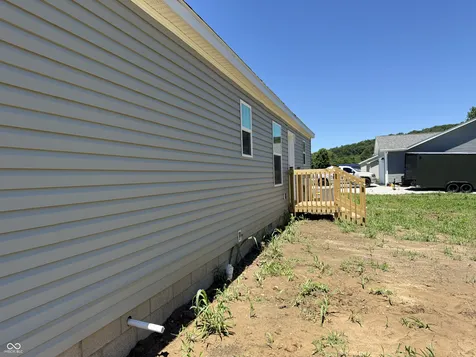 2083 S Friendship Drive Paragon IN 46166