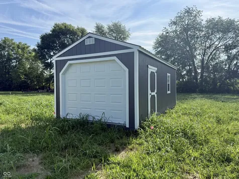 2083 S Friendship Drive Paragon IN 46166