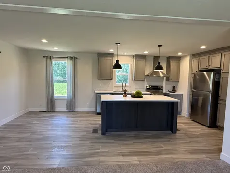 2083 S Friendship Drive Paragon IN 46166