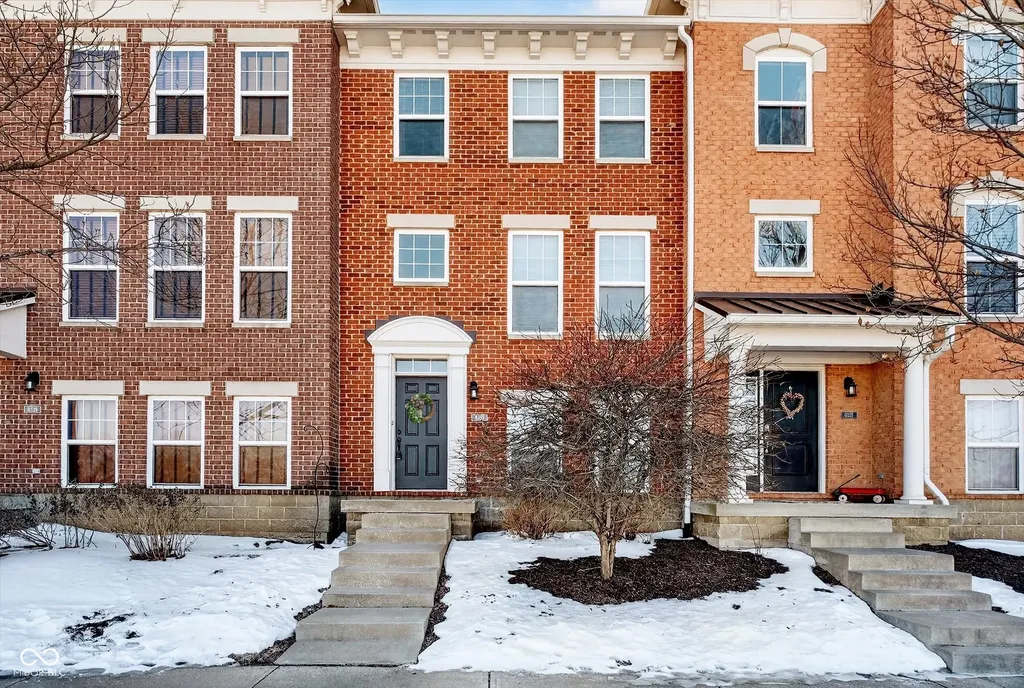 6335 Schooler Drive Whitestown IN 46075