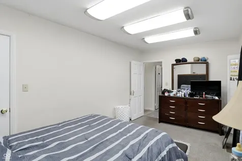 1109 N Shadeland Avenue Indianapolis IN 46219
