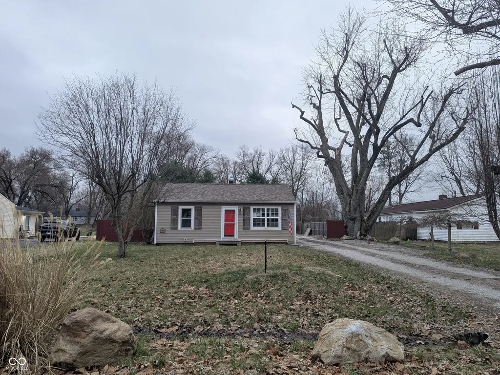 5267 Johnson Street Greenwood IN 46143