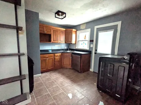 5267 Johnson Street Greenwood IN 46143