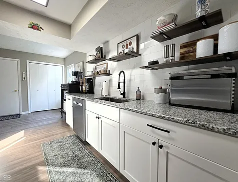 148 Sugarwood Lane Avon IN 46123