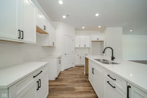 425 Janis Avenue Pendleton IN 46064