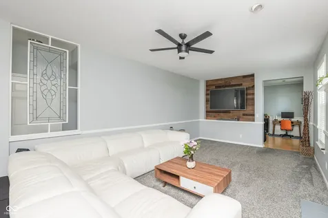 1402 Topp Creek Drive Indianapolis IN 46214