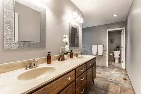 373 Exeter Court Greenwood IN 46143