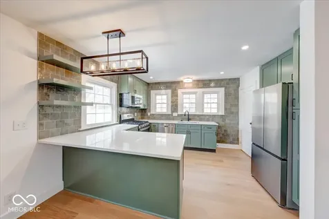 5014 N Kenwood Avenue Indianapolis IN 46208
