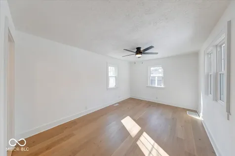 5014 N Kenwood Avenue Indianapolis IN 46208