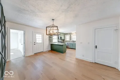 5014 N Kenwood Avenue Indianapolis IN 46208