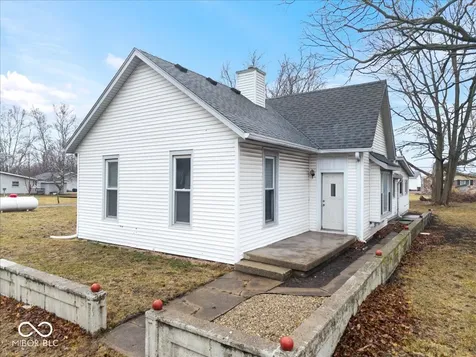 14066 State Road 38 E Noblesville IN 46060