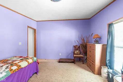 8813 W 750 N Commiskey IN 47227