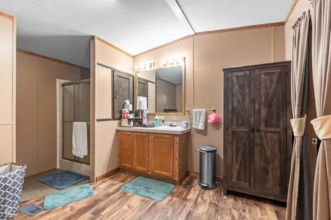 8813 W 750 N Commiskey IN 47227
