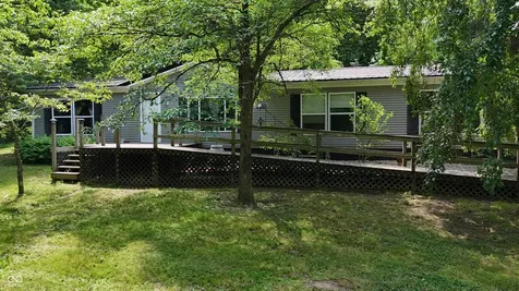 8813 W 750 N Commiskey IN 47227
