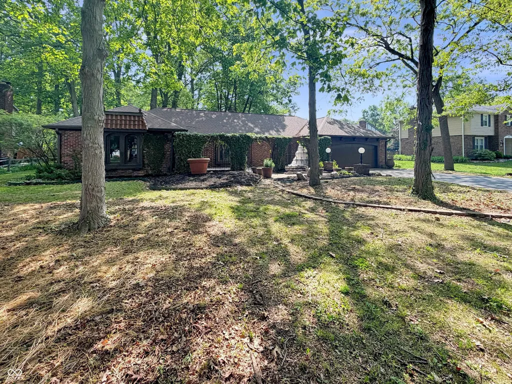 6811 Kingman Drive Indianapolis IN 46256