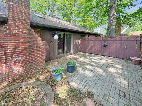 6811 Kingman Drive Indianapolis IN 46256