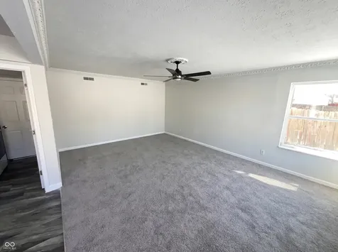 10142 Sandcherry Lane Indianapolis IN 46236