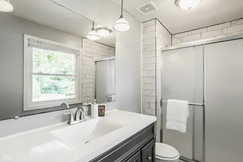 9649 Sycamore Road Carmel IN 46032