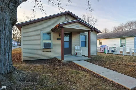2291 Mcclure Street Columbus IN 47201