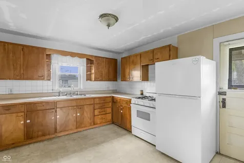 2291 Mcclure Street Columbus IN 47201