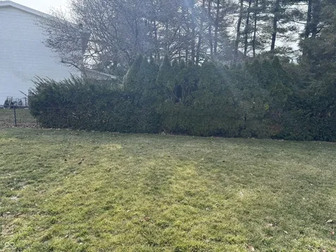 3642 Deerfield Place Columbus IN 47203