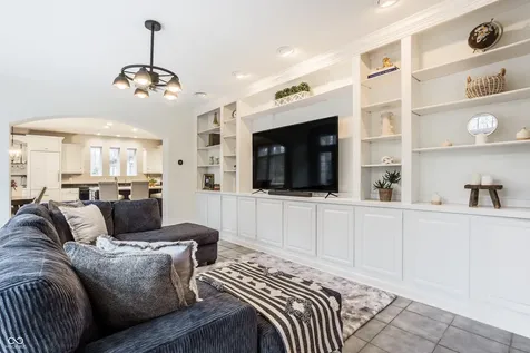 9399 Irishmans Run Lane Zionsville IN 46077