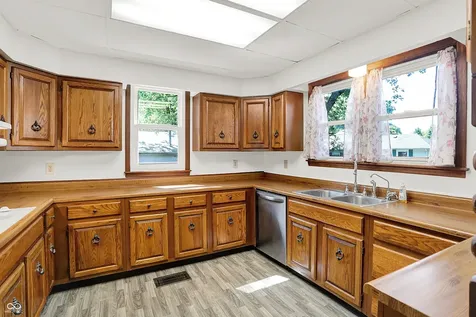 310 N Franklin Street Knightstown IN 46148