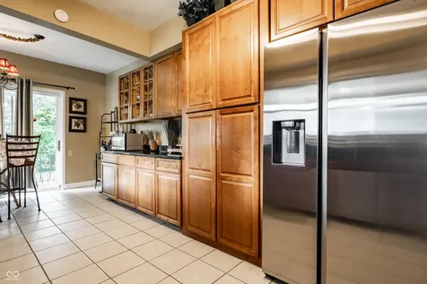 675 Woodruff Place West Drive Indianapolis IN 46201