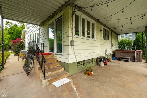 675 Woodruff Place West Drive Indianapolis IN 46201