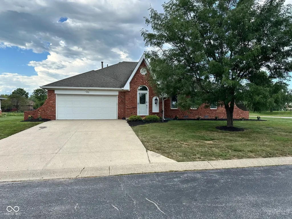 390 Vinewood Drive N Brownsburg IN 46112