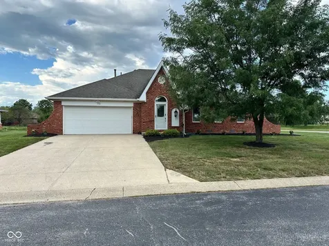390 Vinewood Drive N Brownsburg IN 46112