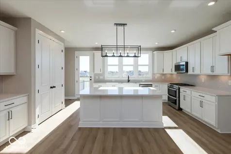 406 Elite Street Westfield IN 46074