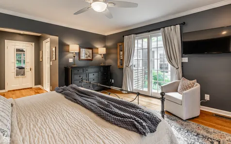 1505 E 80th Street Indianapolis IN 46240