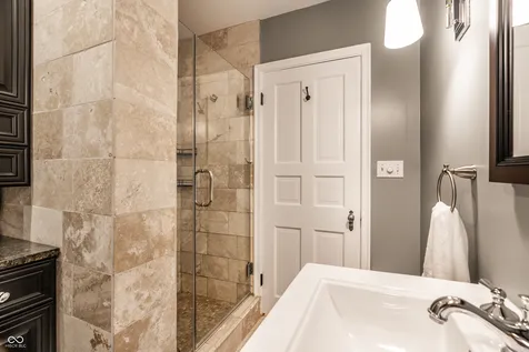 1505 E 80th Street Indianapolis IN 46240